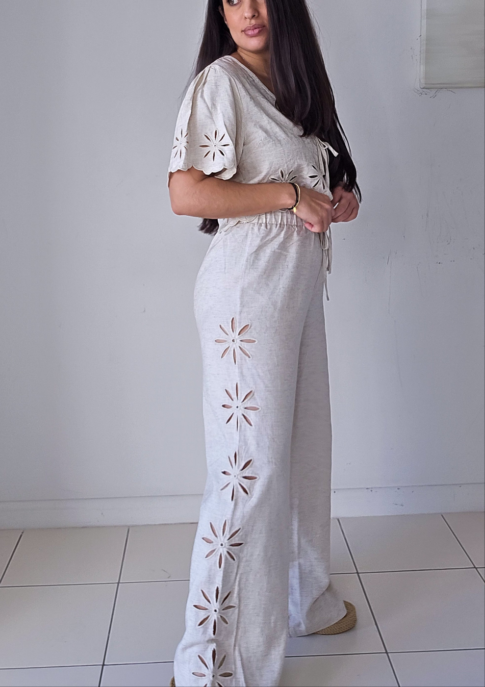 Linen cutout embroidered bow tie top and pants set