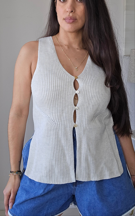 Side slit sweater vest