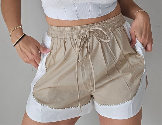 Trim detailing shorts