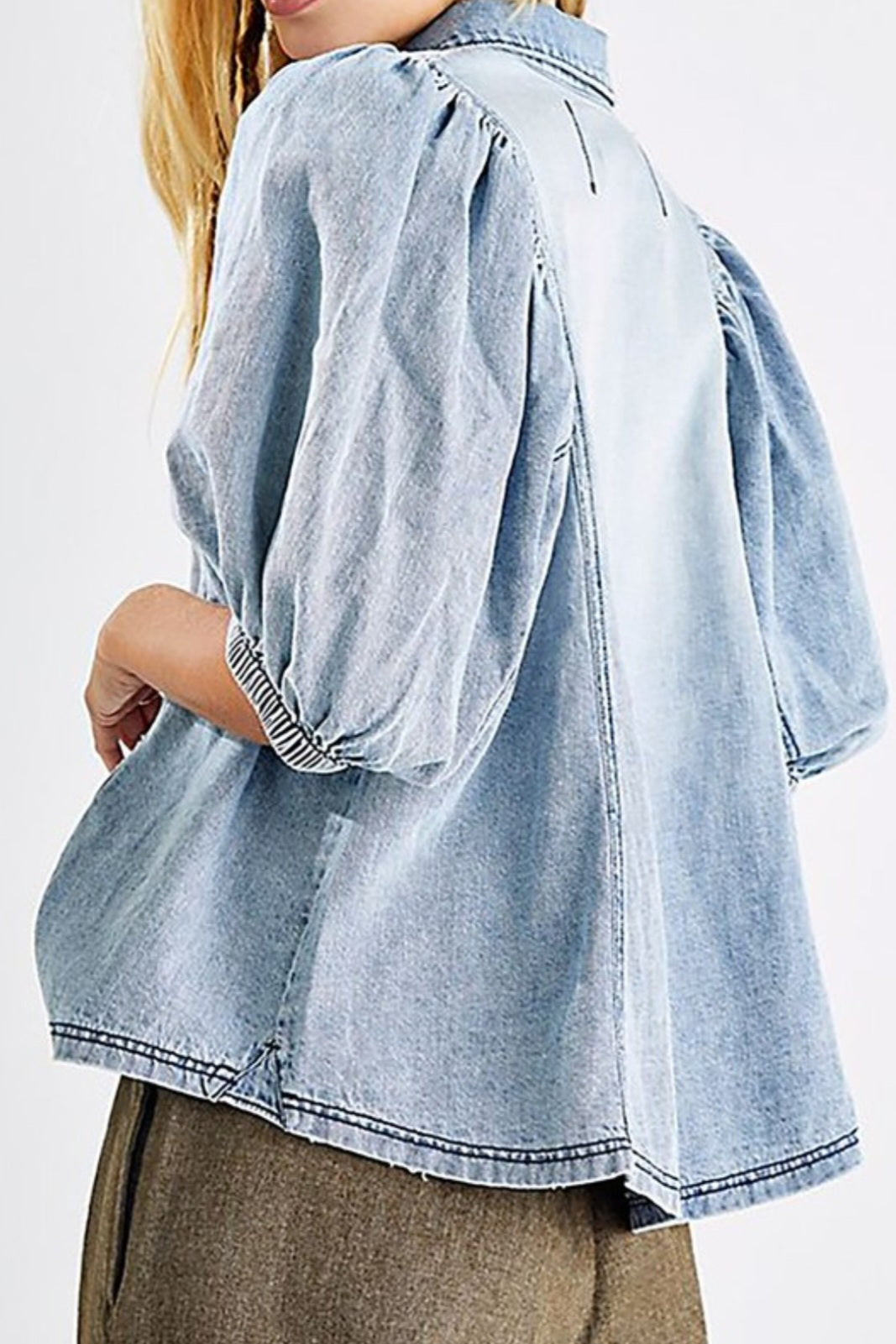 Puff sleeve denim button-down top