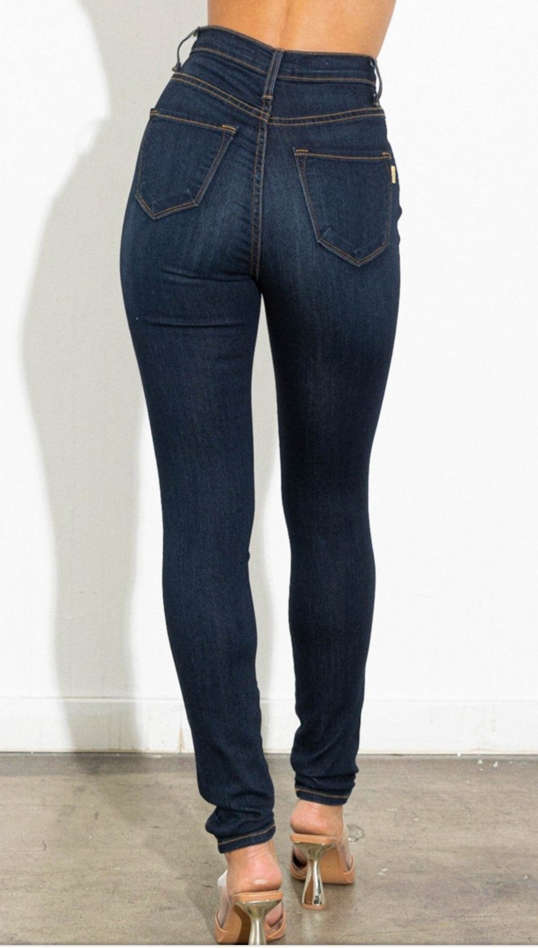 Vibrant skinny jeans