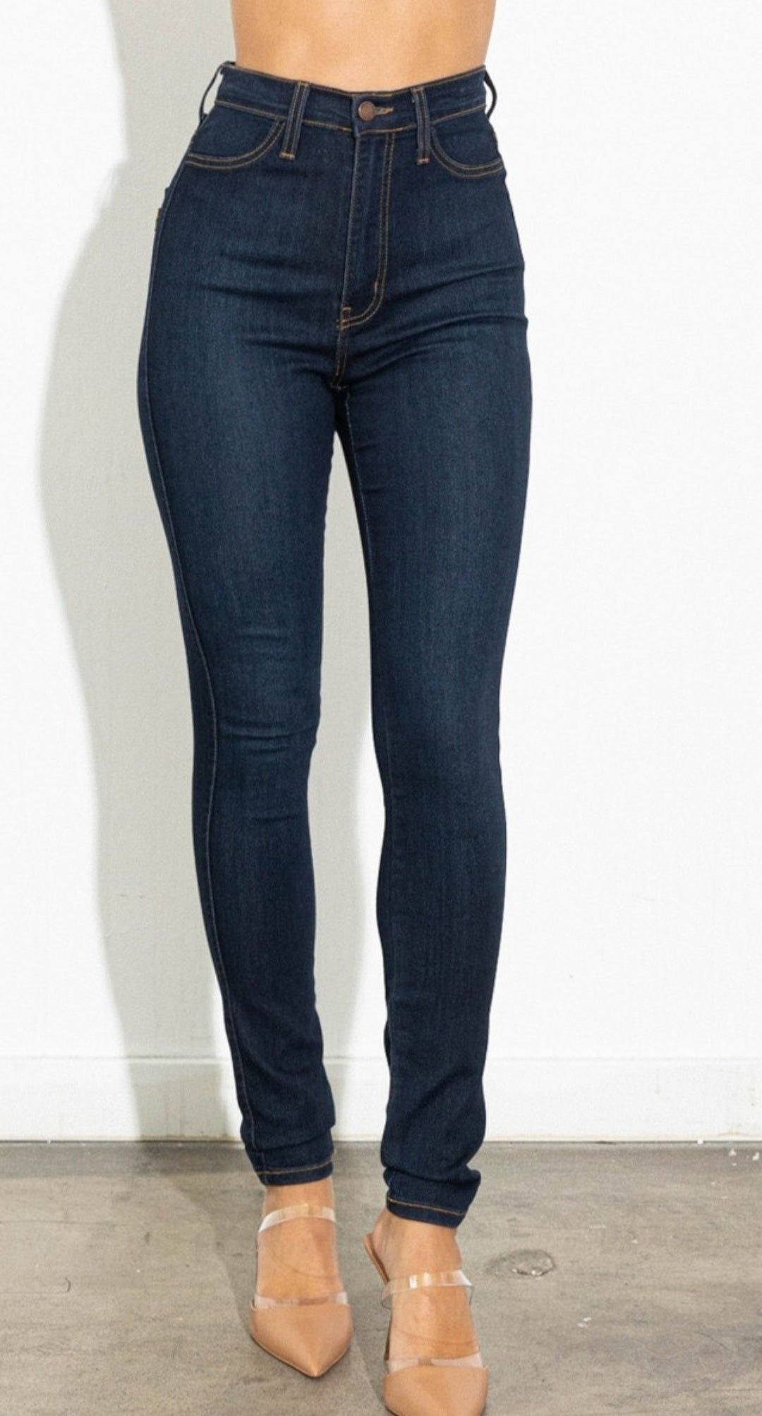 Vibrant skinny jeans