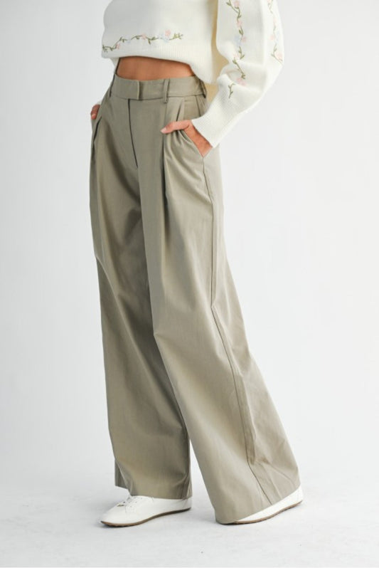 High waist pleated wide leg trousers