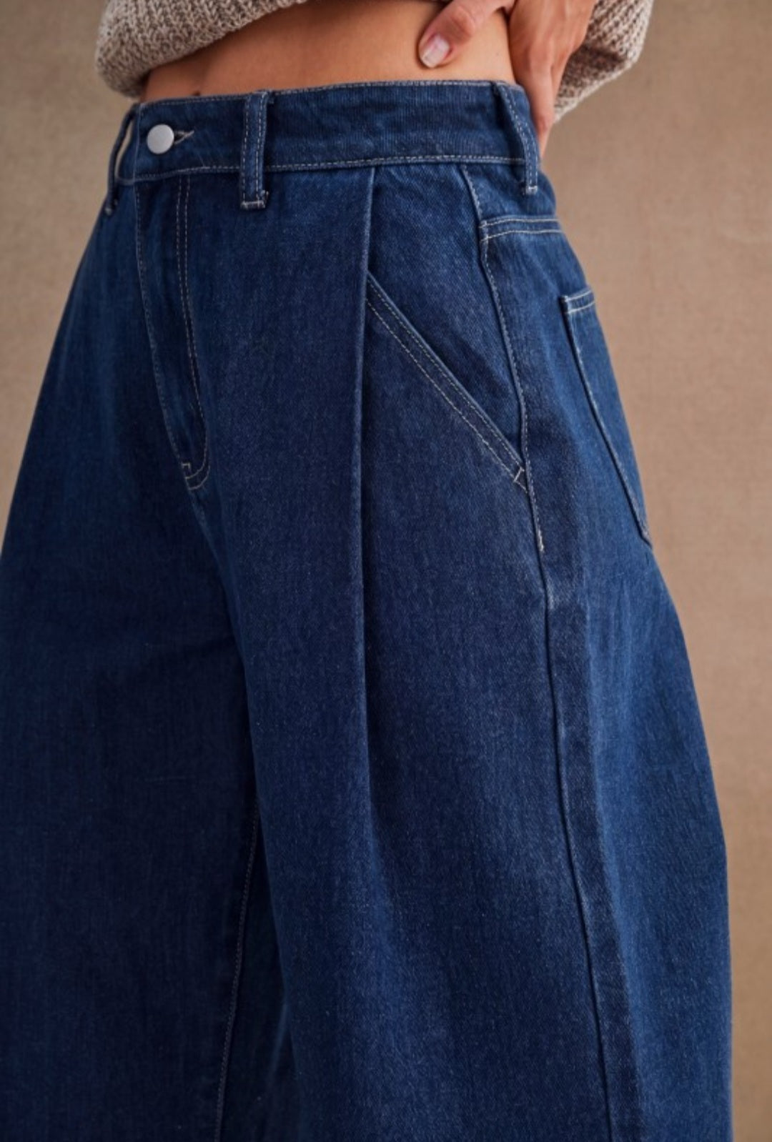 Highwaist pintuck wide leg jeans