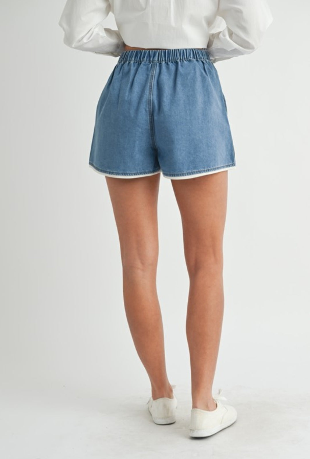 Pleated mini shorts