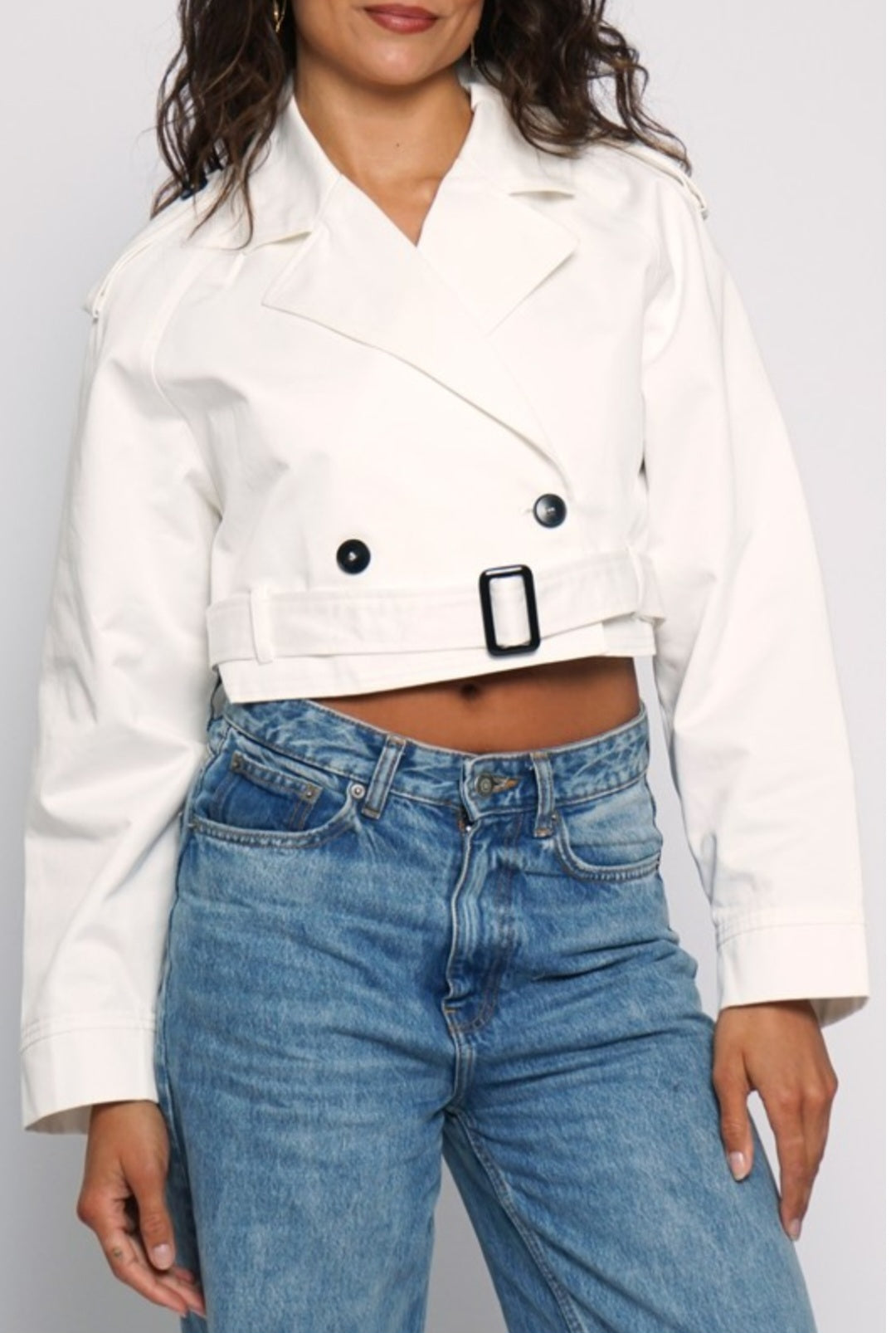 Cropped white Trenchcoat
