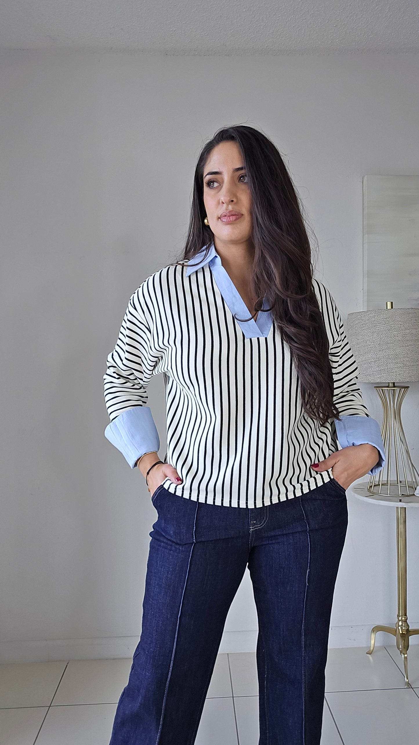 Stripe overfit top with contrast collar & cuffs