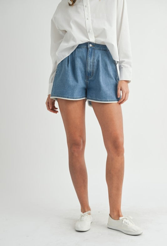 Pleated mini shorts