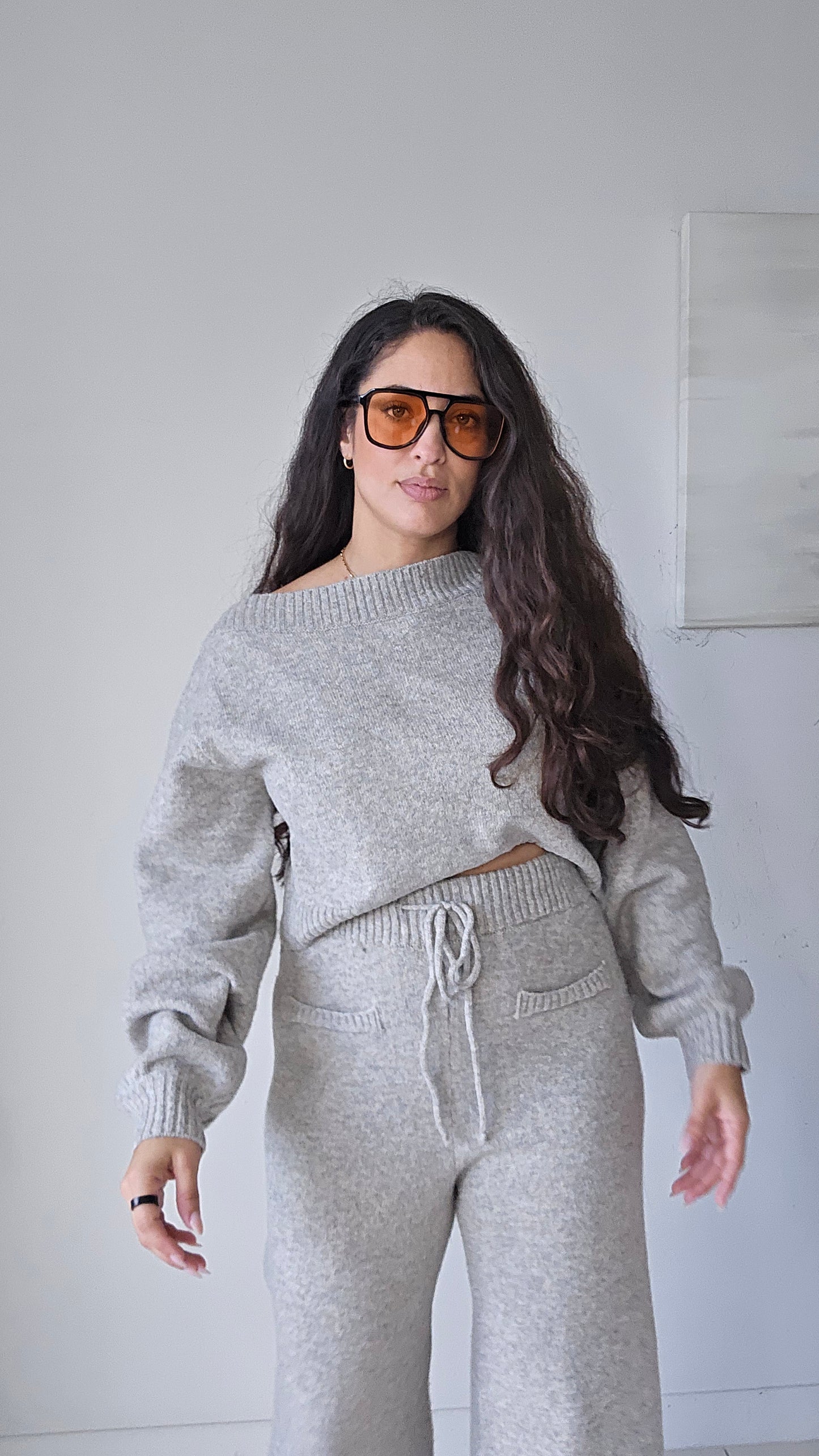 Off shoulder top ans pants set