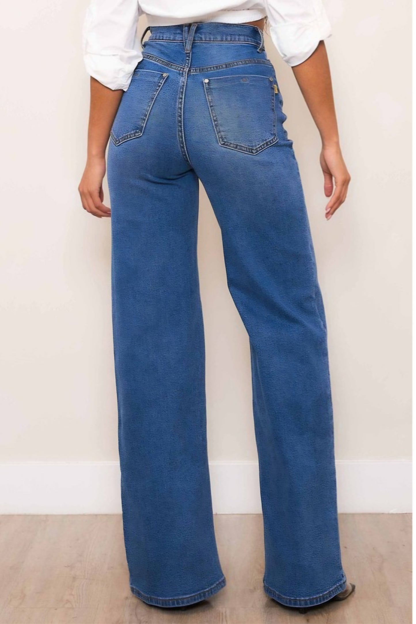 Hi rise wide leg jeans