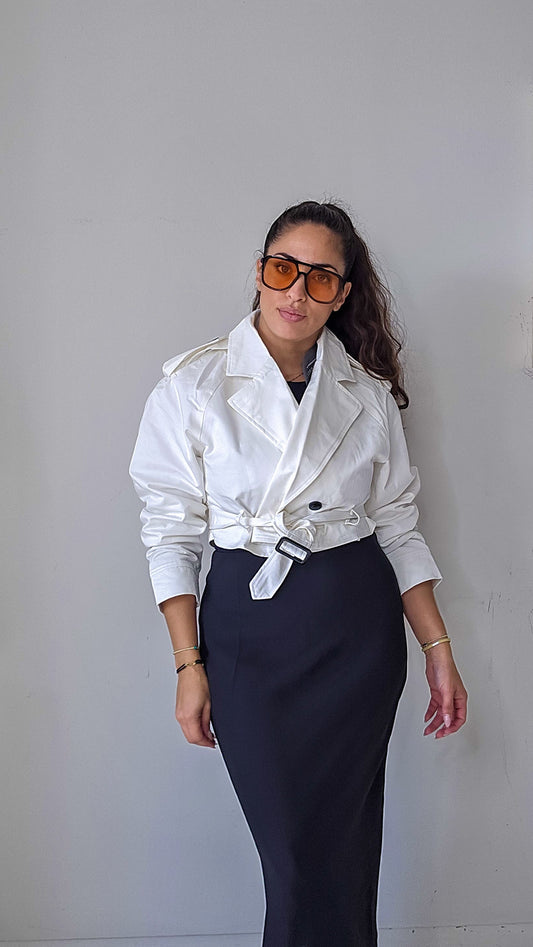 Cropped white Trenchcoat