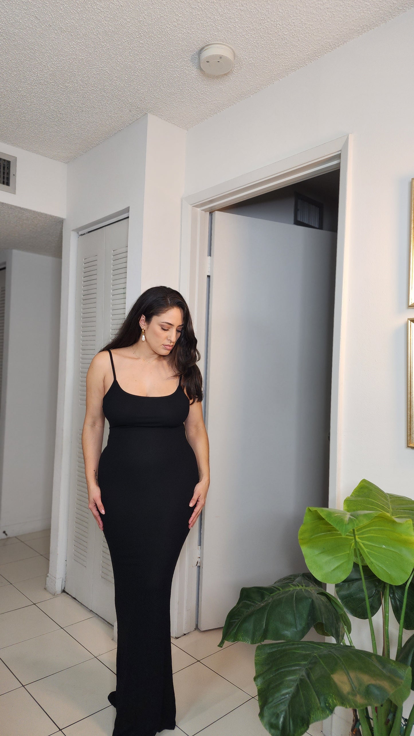 Black ribbed maxi dress